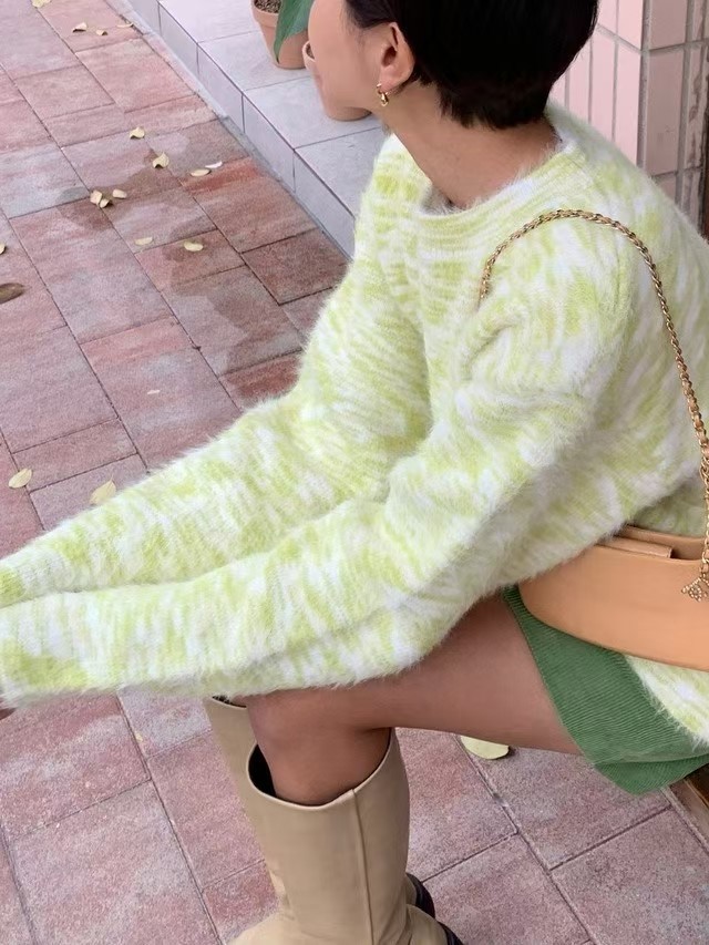 青绿色